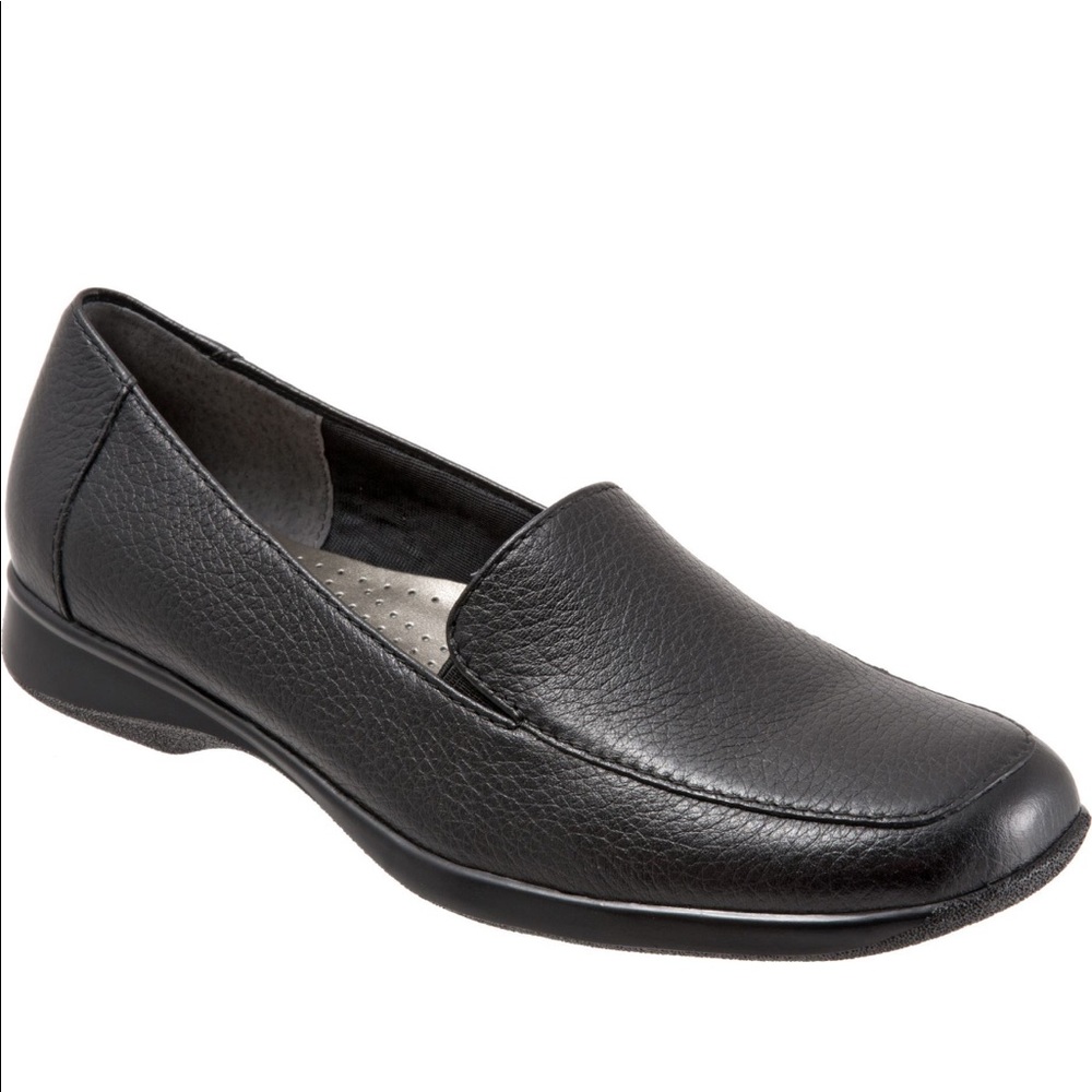 Trotters Black Leather Loafers